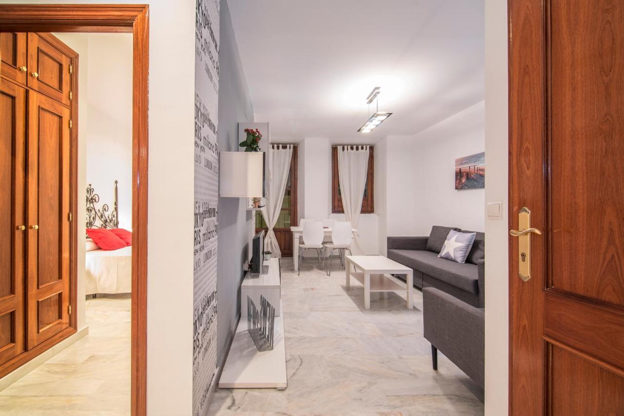 גרנדה Apartamentos Granata מראה חיצוני תמונה