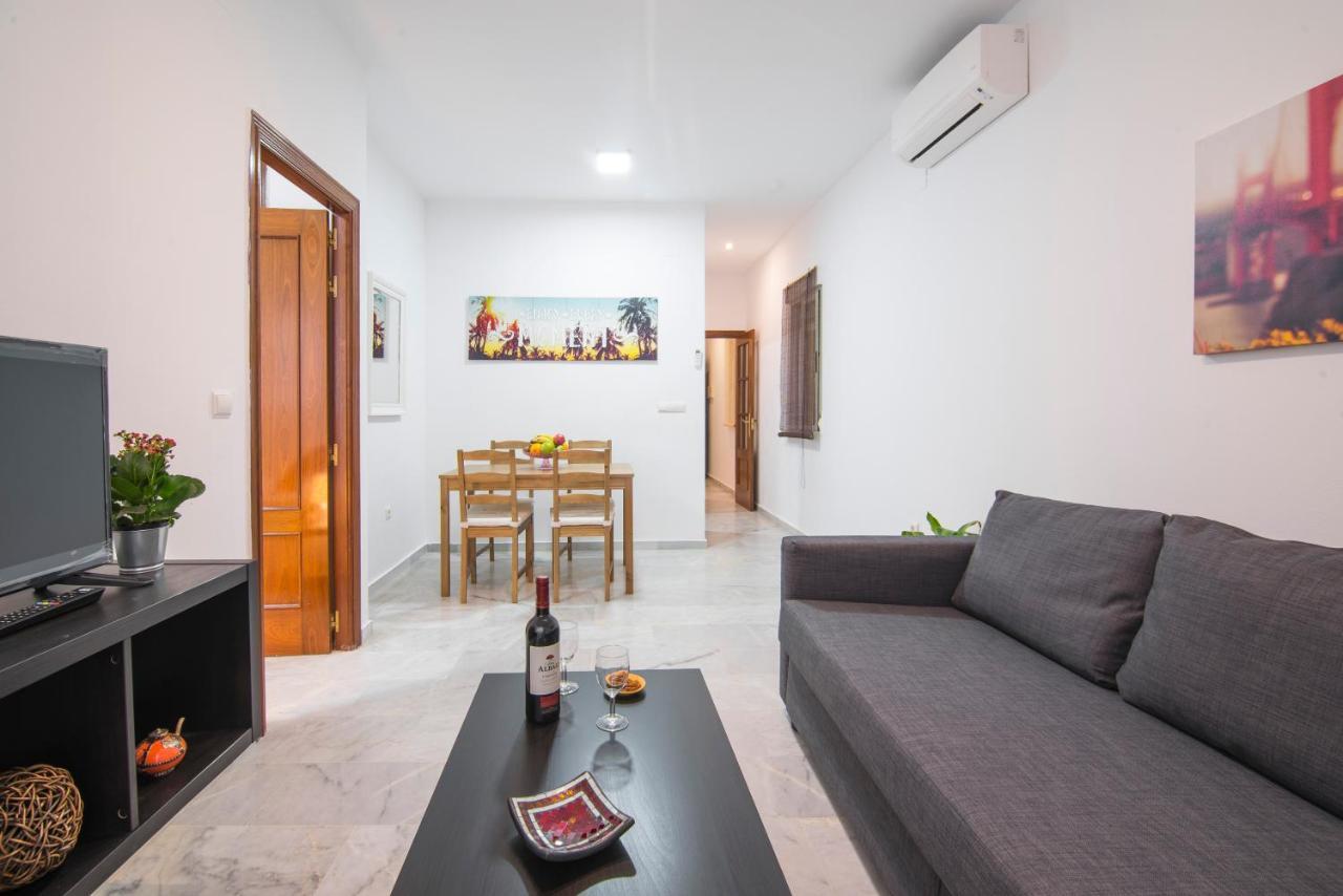 גרנדה Apartamentos Granata מראה חיצוני תמונה